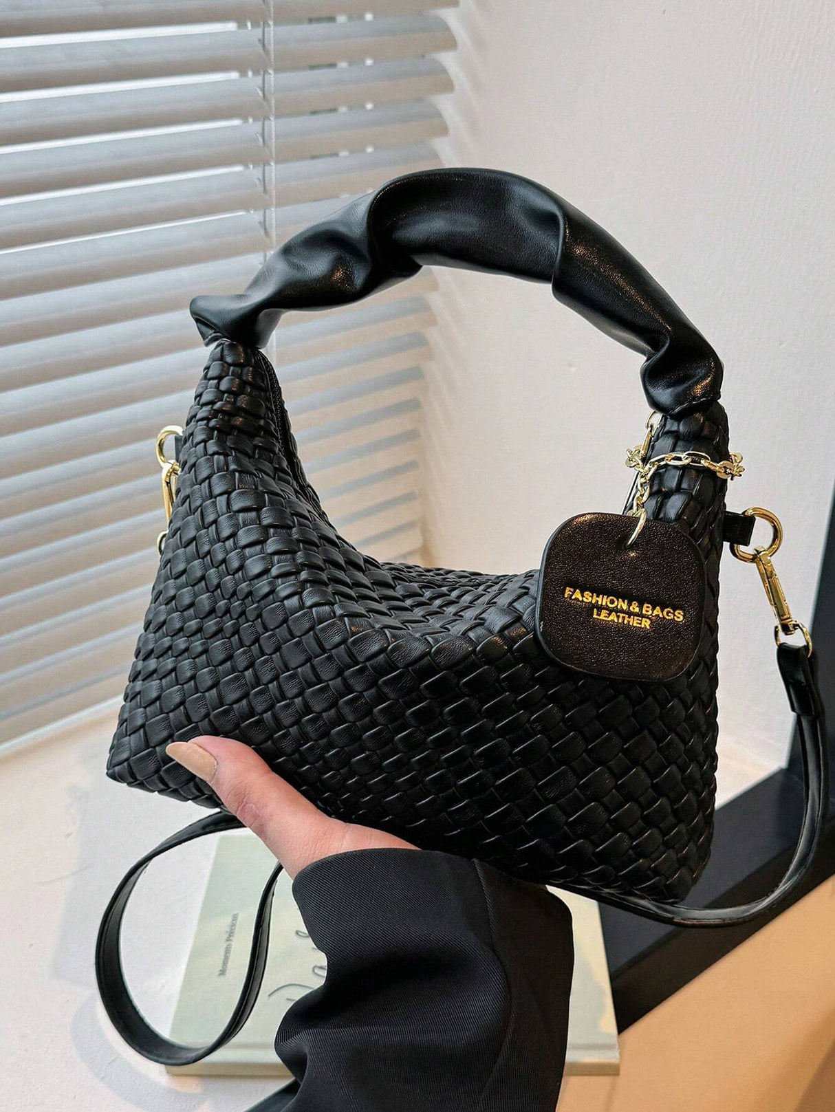 New Style Fashionable Simple All-Match Trendy Pleated Weaving Pu Color Block Handbag Shoulder Bag Crossbody Bag