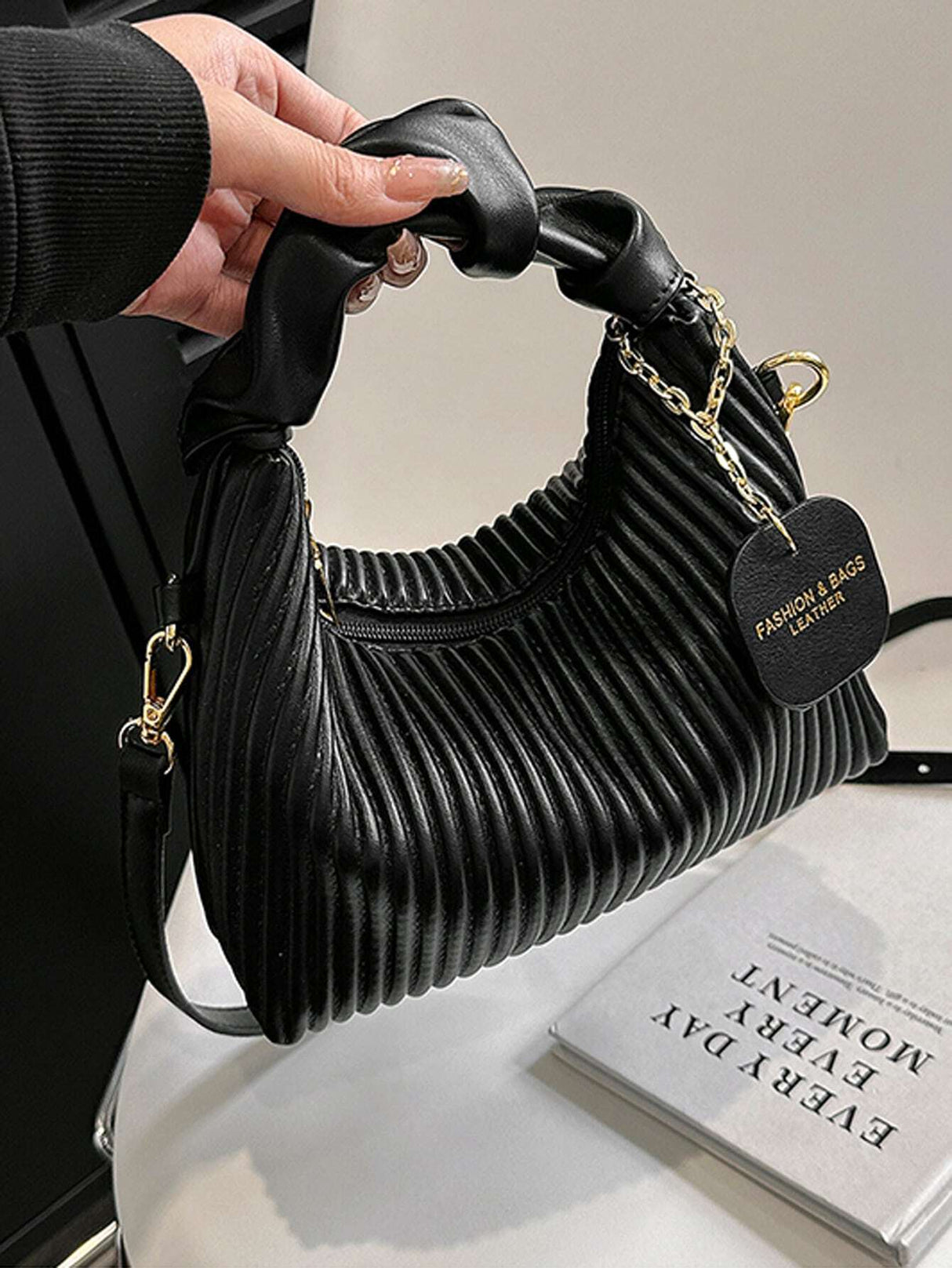 New Style Fashionable Simple All-Match Trendy Pleated Weaving Pu Color Block Handbag Shoulder Bag Crossbody Bag