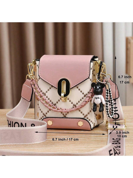 Mini Geometric Patterned Faux Pearl Shoulder Bag: A chic and portable accessory for women, perfect for work, business, college, or commutes. Ideal as a gift for anniversaries, birthdays, Valentine's Day, Mother's Day, or as a stylish mommy bag for outing